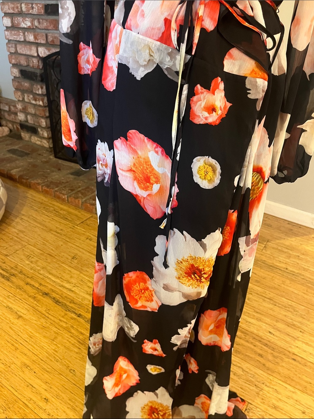 💕Gianni Bini Black Floral Maxi Dress with Pink and White Blooms - Picture 4 of 7
